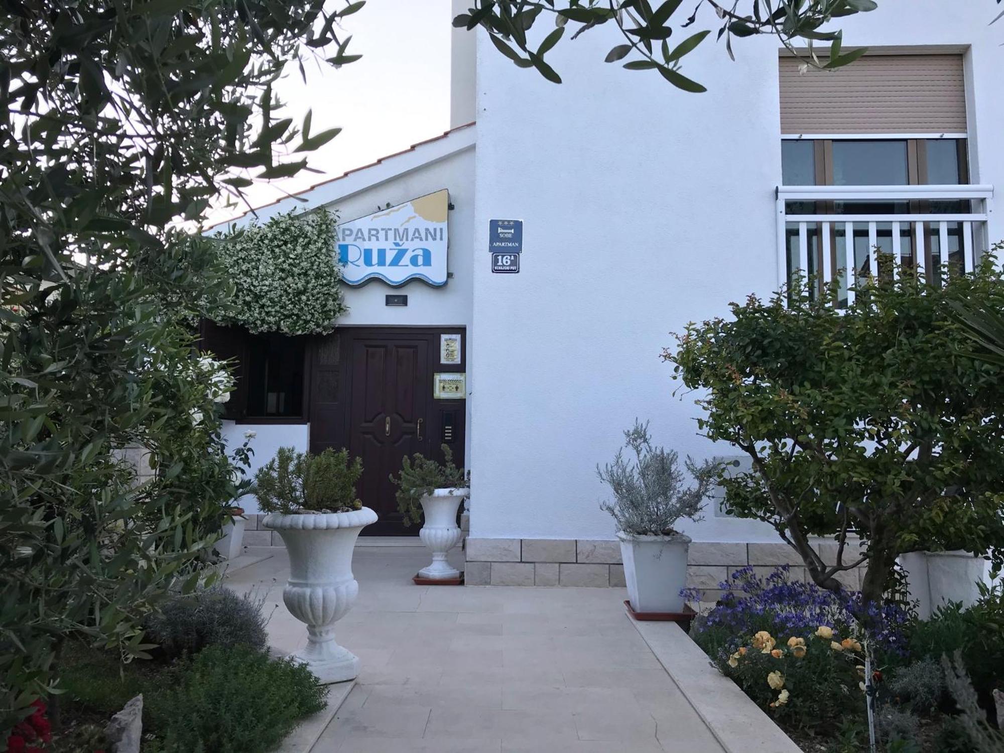 Kaštela Apartments Ruza מראה חיצוני תמונה